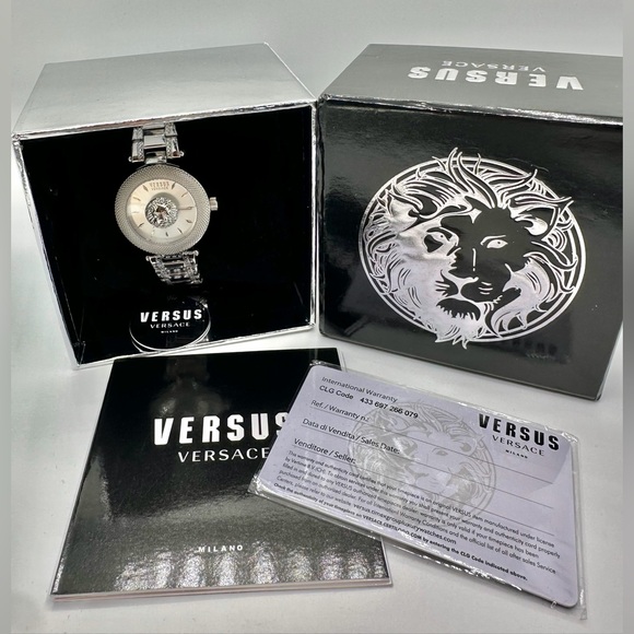 Versace Versus Lion Silver Watch - Picture 2 of 6